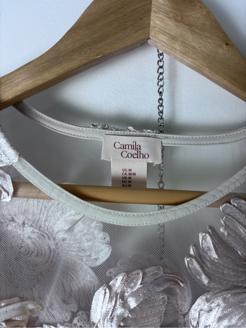 Camila Coelho Nude Silver Floral Embroidered 2 Piece Crop Top Skirt Co-Ord Set M - Picture 3 of 9